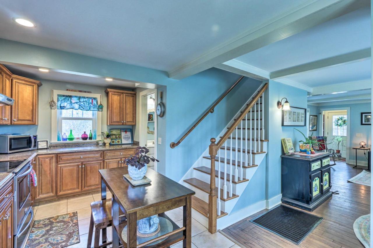 Remodeled Farmhouse In Waterford Near 2 Beaches! Esterno foto