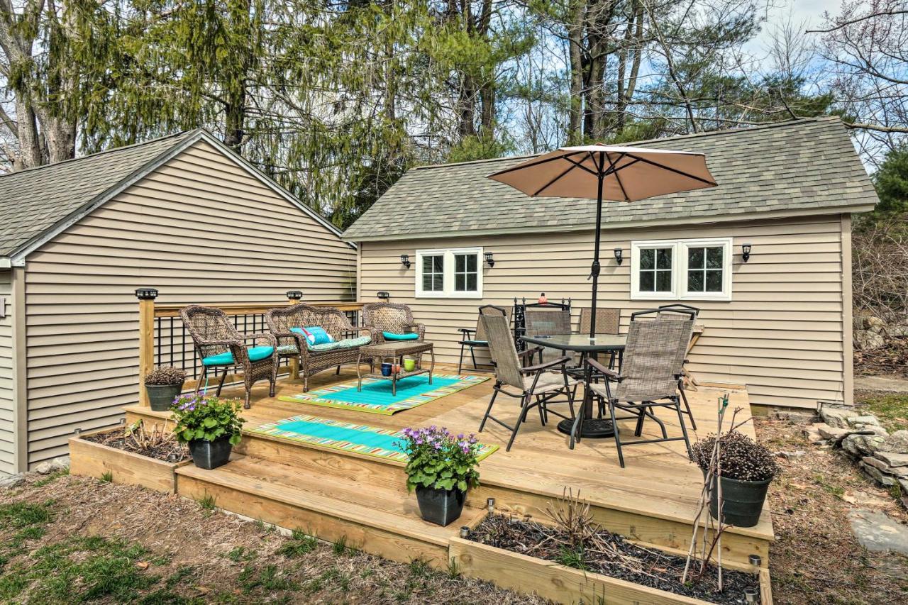 Remodeled Farmhouse In Waterford Near 2 Beaches! Esterno foto