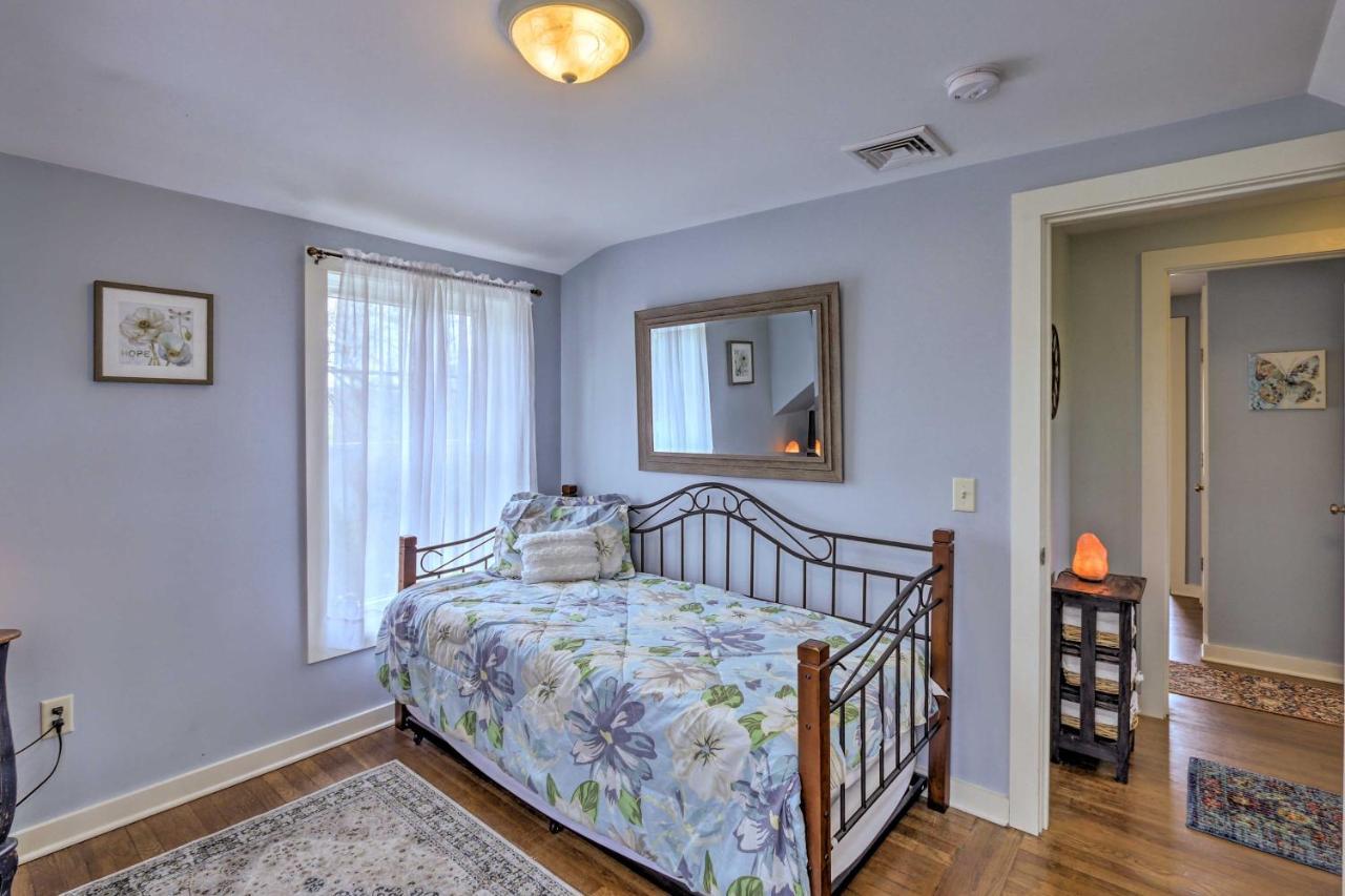 Remodeled Farmhouse In Waterford Near 2 Beaches! Esterno foto