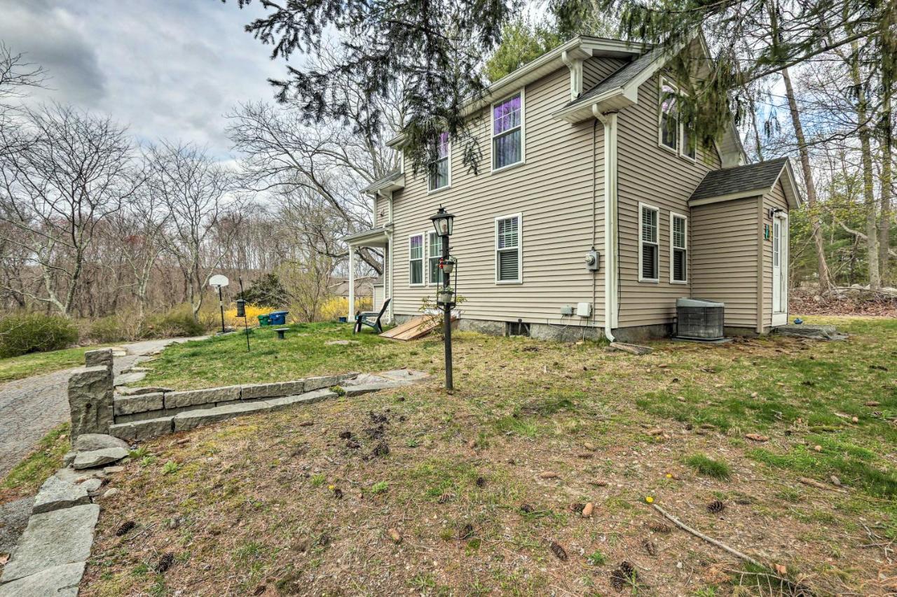 Remodeled Farmhouse In Waterford Near 2 Beaches! Esterno foto
