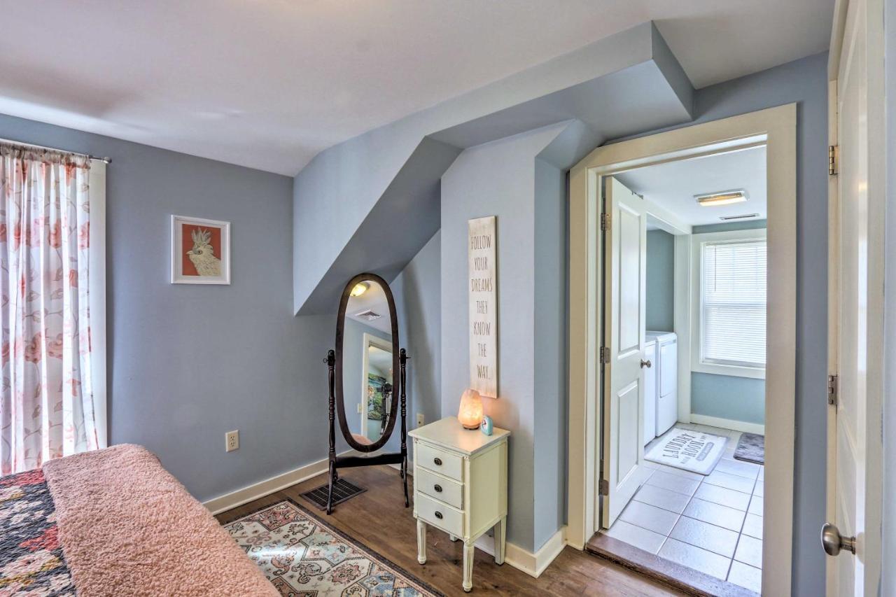 Remodeled Farmhouse In Waterford Near 2 Beaches! Esterno foto
